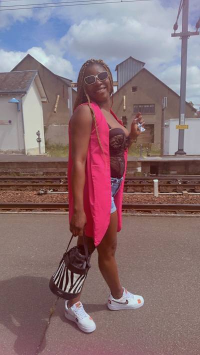 Denise 36 ans Yaoundé Cameroun