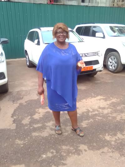 Pauline 60 ans Mbalmayo  Cameroun