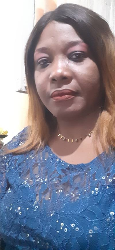 Cheryne 40 ans Yaounde  Cameroun