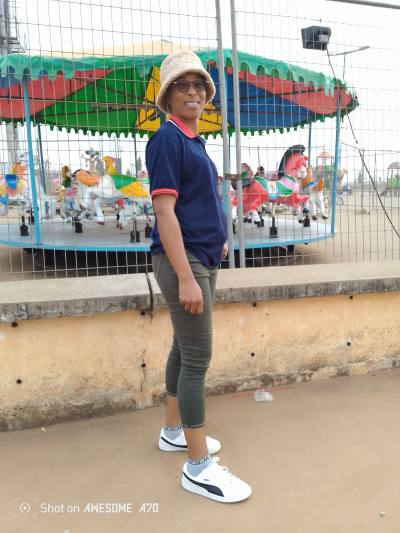 Rosine 45 ans Yaoundé  Cameroun