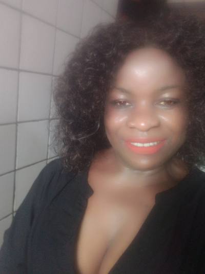 Margo 41 ans Douala  Cameroun