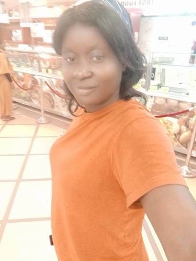 Justine 33 ans Bertoua 2ème Cameroun