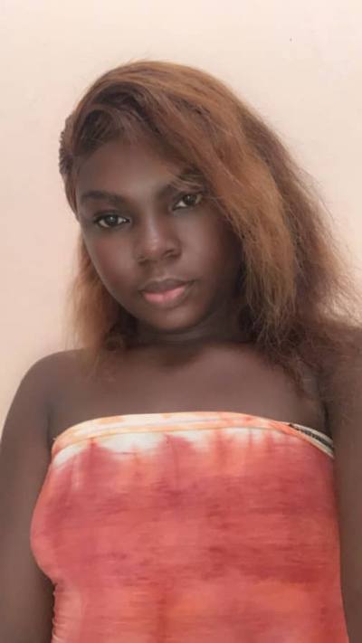 Ludivine 24 years Yopougon  Ivory Coast