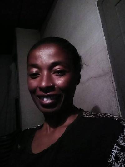 Angele 48 ans Tananarive Madagascar