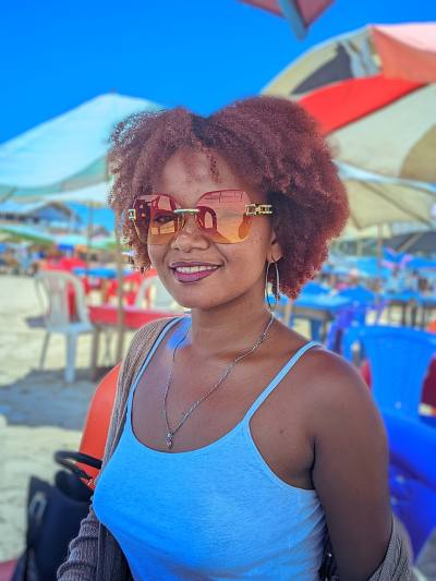 Sylvanah 25 ans Tamatave  Madagascar