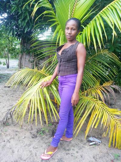 Sandra 30 ans Sambava  Madagascar