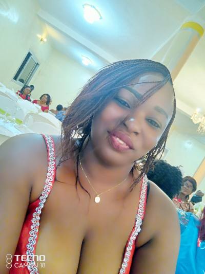 Marianne 34 years Yaoundé Cameroon