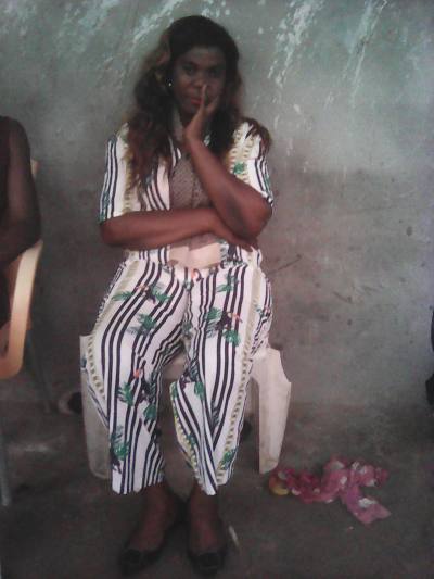 Joliesara 53 ans Betti Cameroun