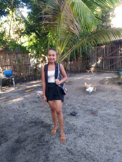 Emelucia 25 ans Sambava Madagascar