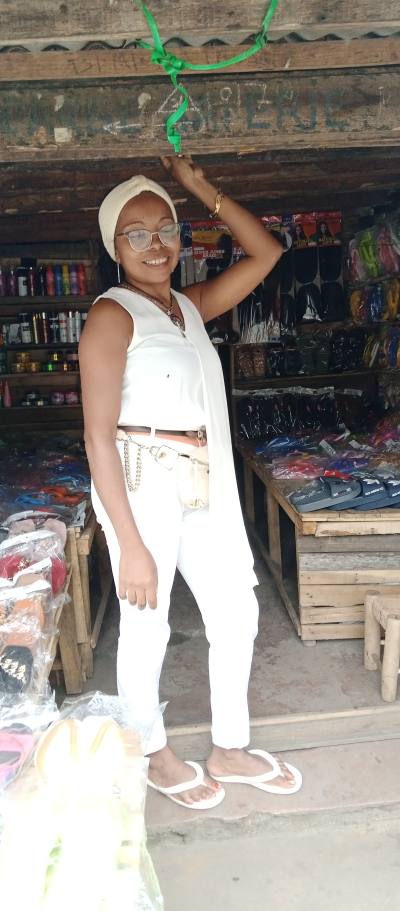 Letitia 41 ans Tamatave Madagascar