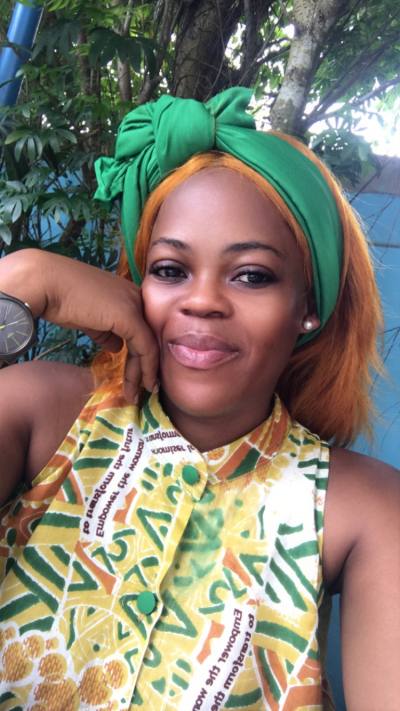 Rachel 33 ans Kribi Cameroun