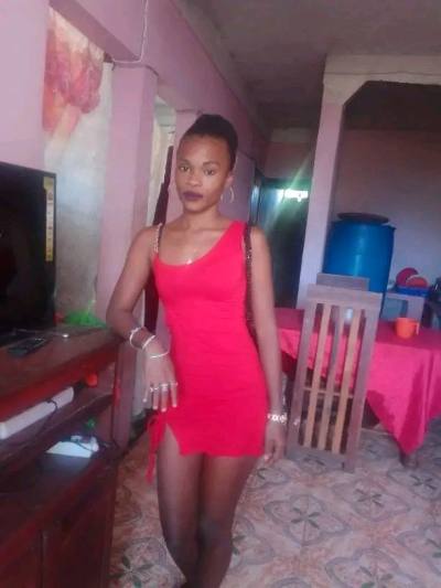 Florencia 29 ans Nosy Be Madagascar