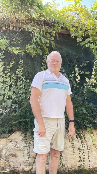 Christian 69 ans Mantes  France