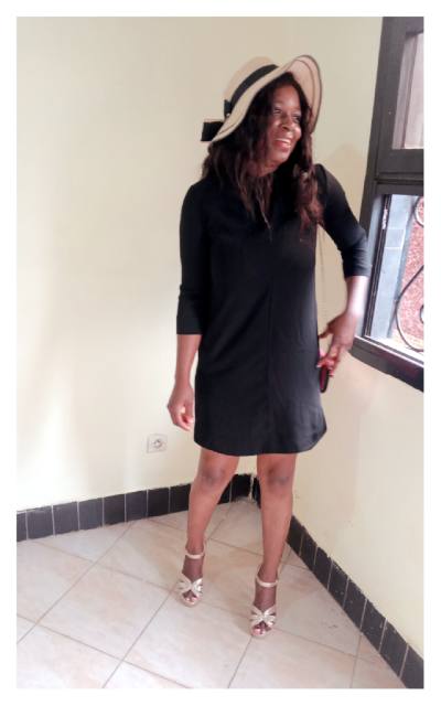 Berthe 42 ans Yaoundé 4 Cameroun