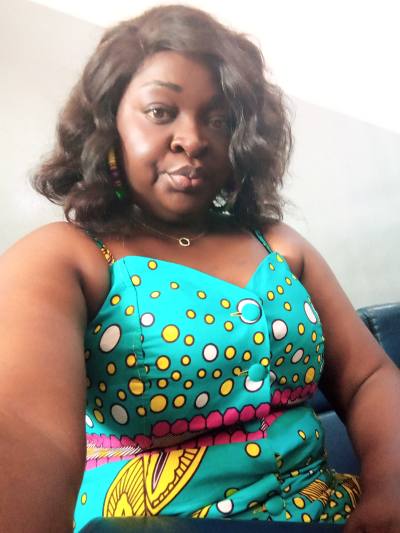 Gaelle 34 ans Yaoundé Cameroun