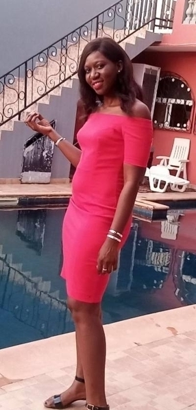 Cathy  37 ans Ngaparou  Sénégal