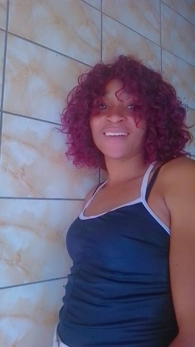 Nina 29 ans Yaoundé Cameroun