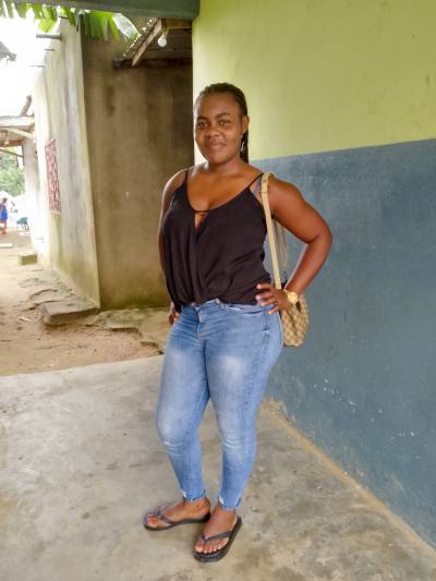 Annie 26 ans L'ouest  Cameroun