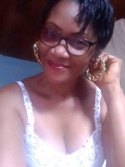 Chantal 47 ans Yaoundé Cameroun