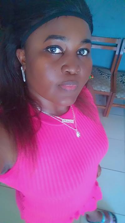 Lucresse 40 ans Douala  Cameroun