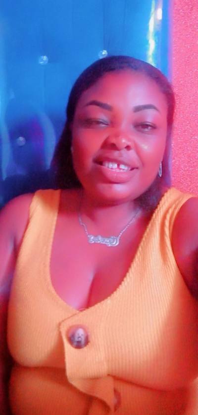 Enzo 28 ans Catholique Cameroun