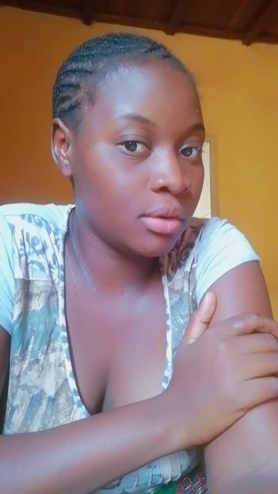 Alicia 22 ans Ouagadougou  Burkina Faso