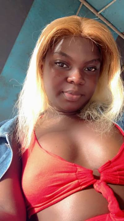 Ludivine 24 years Yopougon  Ivory Coast