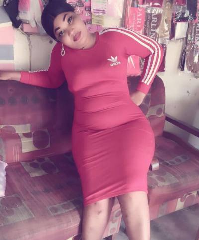 Rosaline 39 ans Abidjan Côte d'Ivoire