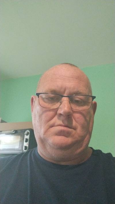 Denis 58 ans Bégard  France