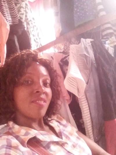 Anita 47 ans Toamasina Madagascar