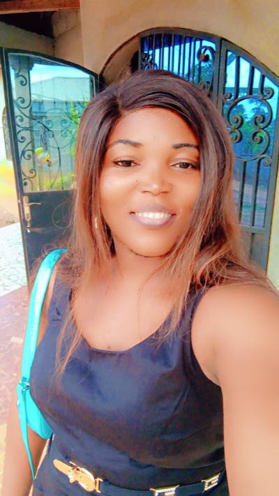 Nana 38 ans Yaoundé Cameroun