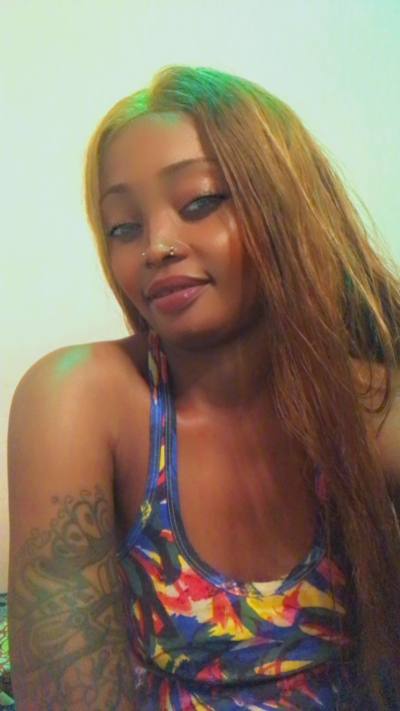 Fleur 29 ans Brazzaville  Congo