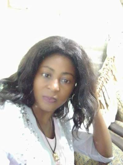 Josiane 38 ans Douala  Cameroun