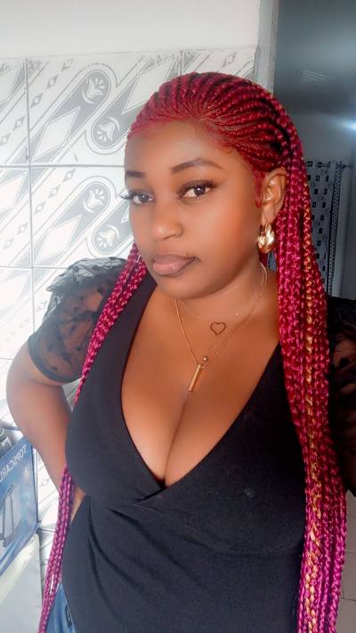 Brenda 31 ans Pointe Noire  Congo