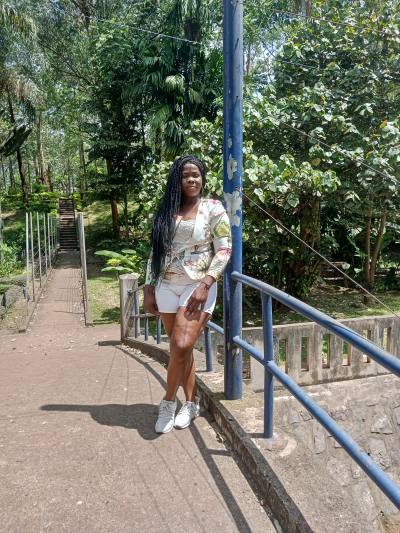 Marguerite 35 Jahre Yaoundé  Kamerun