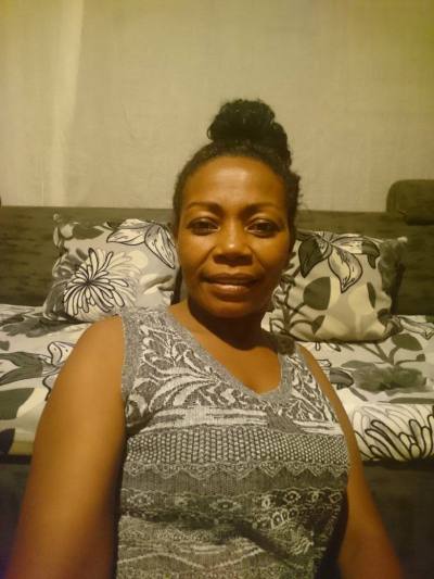 Melanie 44 ans Toamasina Madagascar