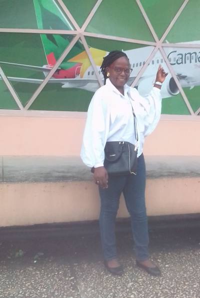 Nadine 49 ans Douala Cameroun