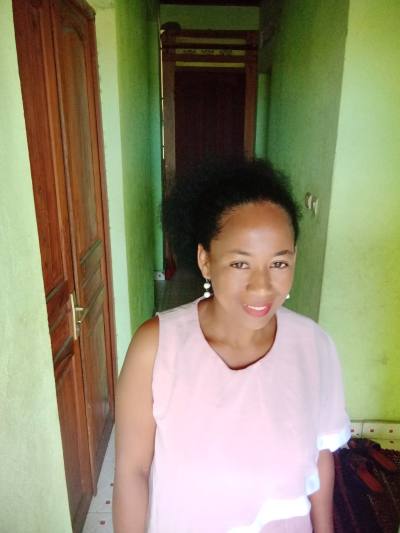 Seraphine 42 ans Toamasina Madagascar