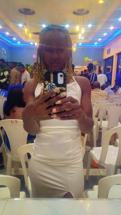 Jessie 30 ans Sangmelima  Cameroun