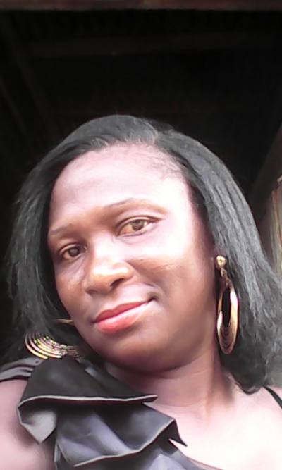 Marie 47 ans Douala Cameroun