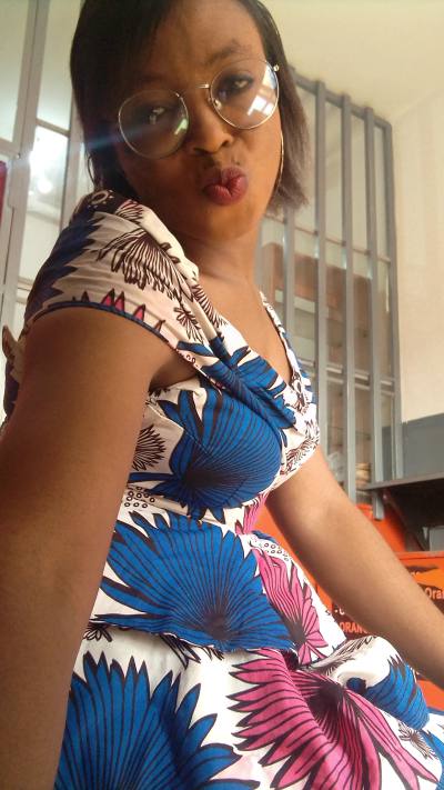 Cécile 30 ans Yaoundé  Cameroun