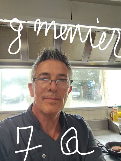 Gilles 61 ans Cambo Les Bains  France