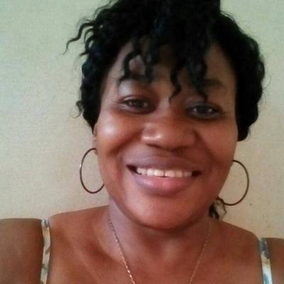 Carole 52 ans Kribi Cameroun