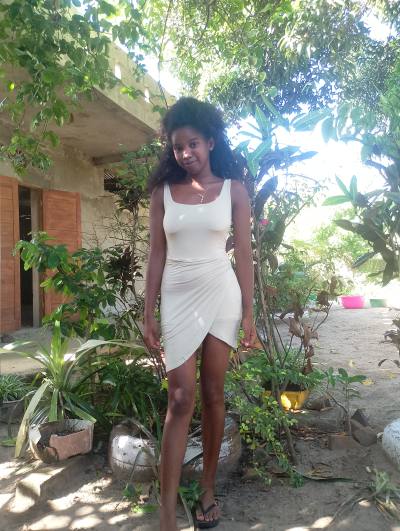 Marie 21 ans Sambava Madagascar