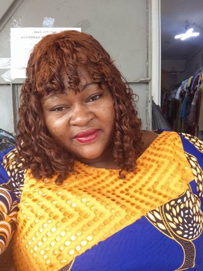 Anne 38 years Ebolowa  Cameroon