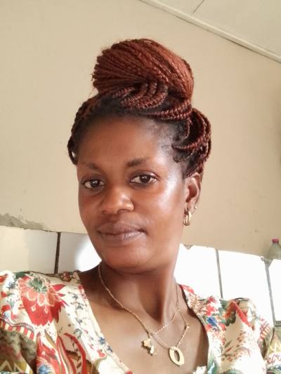 Nadege 35 ans Yaoundé  Cameroun