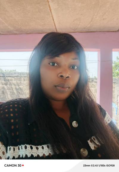 Annick 35 ans Dokui  Côte d'Ivoire