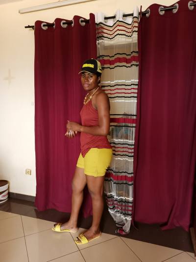 Virginie 34 ans Yaounde / Odza Cameroun