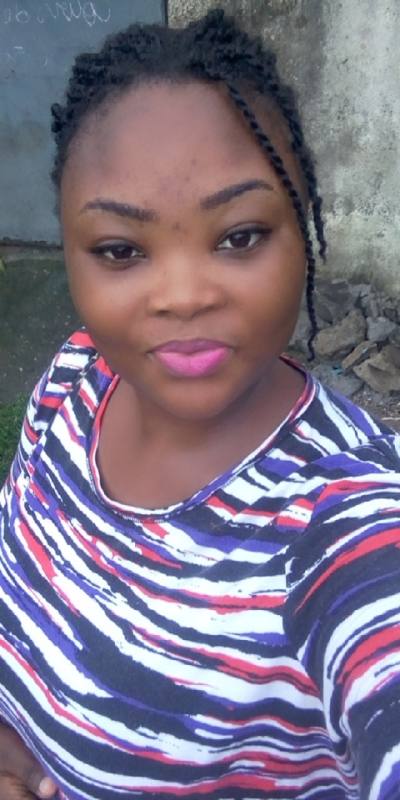 Michelelove 26 years Douala Cameroun