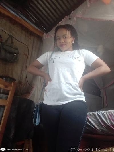 Aliciah 24 ans Tamatave  Madagascar